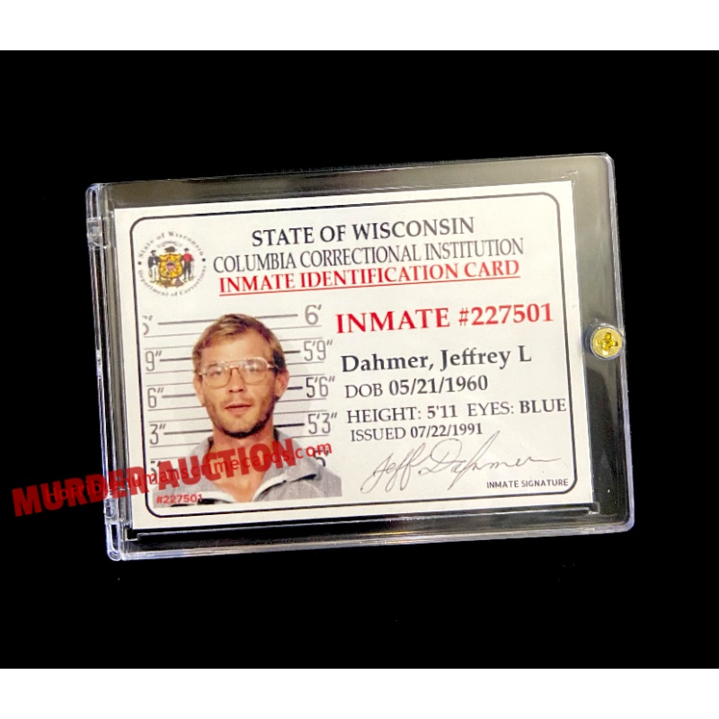 Jeffrey Dahmer Novelty/Replica Signature Inmate ID Card In Collector’s Case