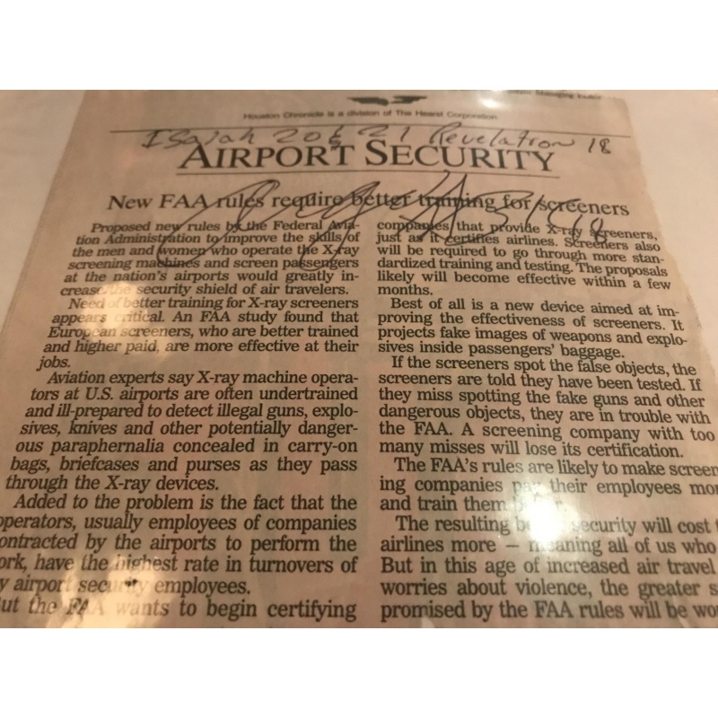 Deceased Angel Resendiz newspaper clipping Airport security signed from 2006