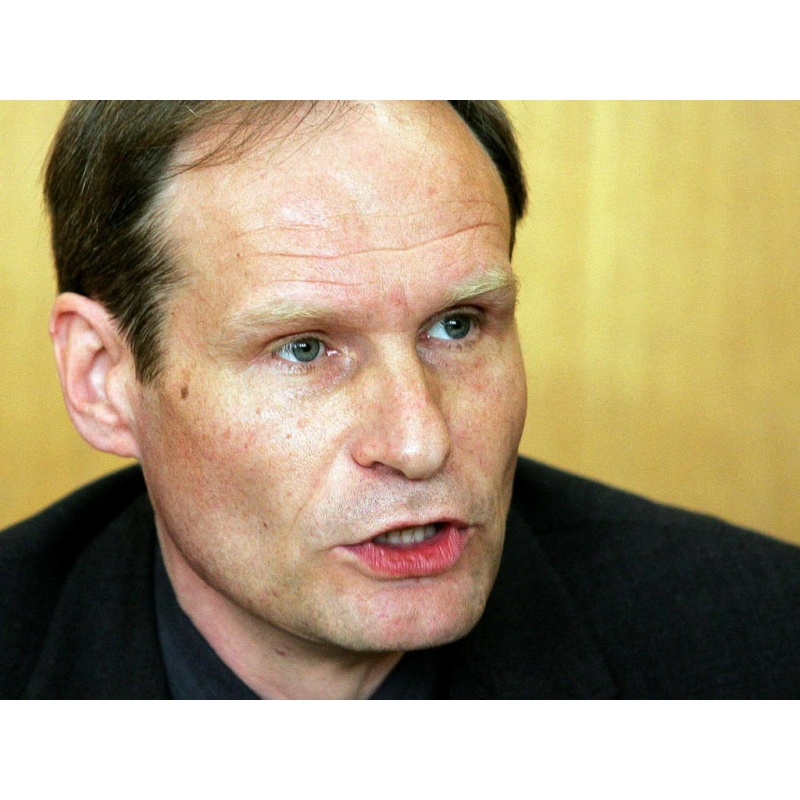 Armin Meiwes Computer Component. Scarce.