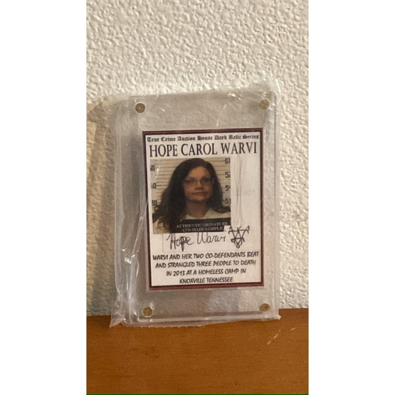 Convicted triple murderer Hope Warvi hair sample and cut signature collector card