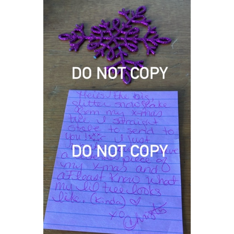 Convicted murderer Christa Pike prison owned Christmas ornament with signed note mentioning it