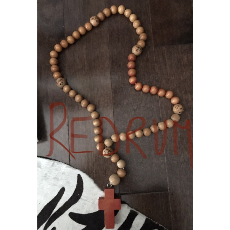 Deceased - Cult Leader Roch Thériault crafted 20 inches beaded necklace with cross from 2007