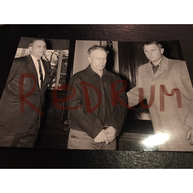 Edward Gein arrest 4 x 6 photograph with sheriff Art Schlegel