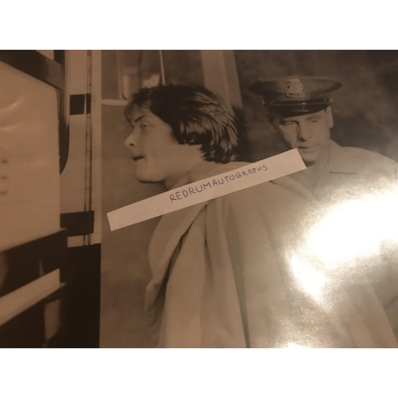 Robert BeauSoleil 8 x 10 original photograph boarding a sheriff’s bus to SAN Quentin from 1970