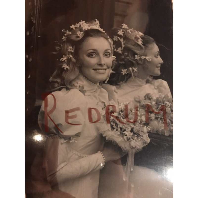 Deceased - Sharon Tate 4 x 6 beautiful wedding photograph