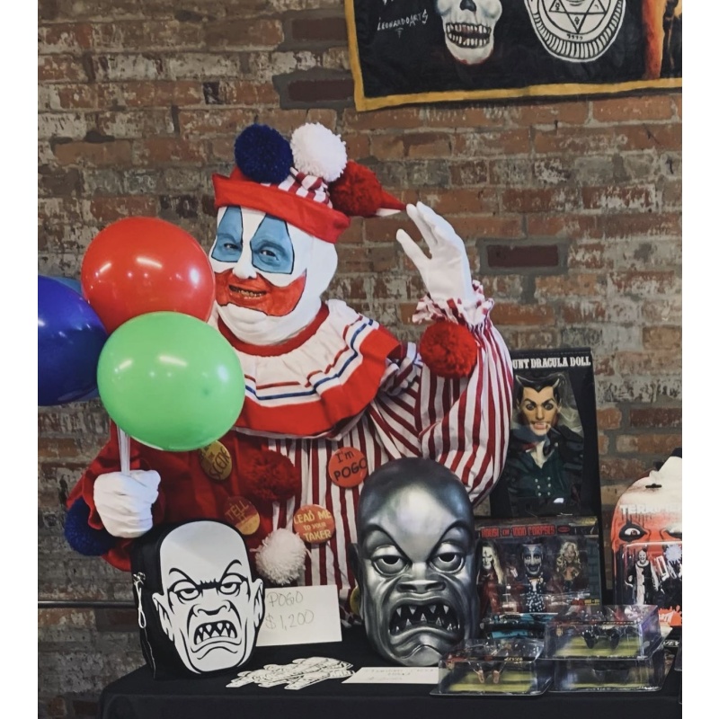 John Wayne gacy pogo the clown resin bust