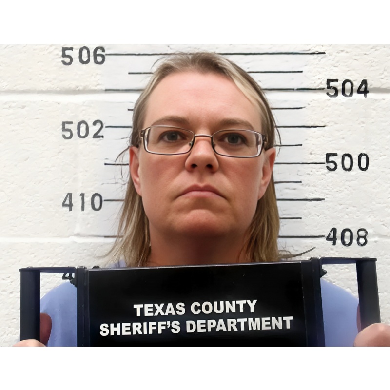 CORA GAYLE TWOMBLY | Member Of Self-Proclaimed Anti-Government Group “God’s Misfits” Held In Killings Of Kansas Women | 2 Women Believed To Be Victims Of ‘Brutal’ Killing When Picking Up Children For A Birthday Party | Autographed Letter, Signed